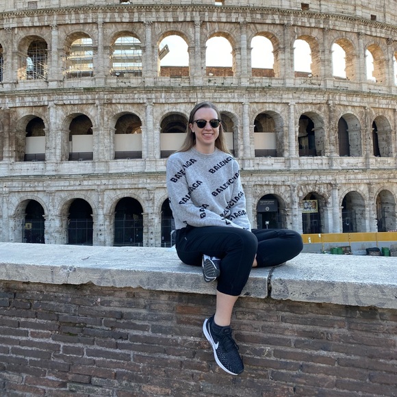 Balenciaga Allover Cropped Logo Sweater - Picture 6 of 6